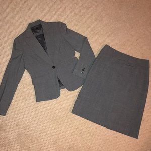 Grey skirt suit